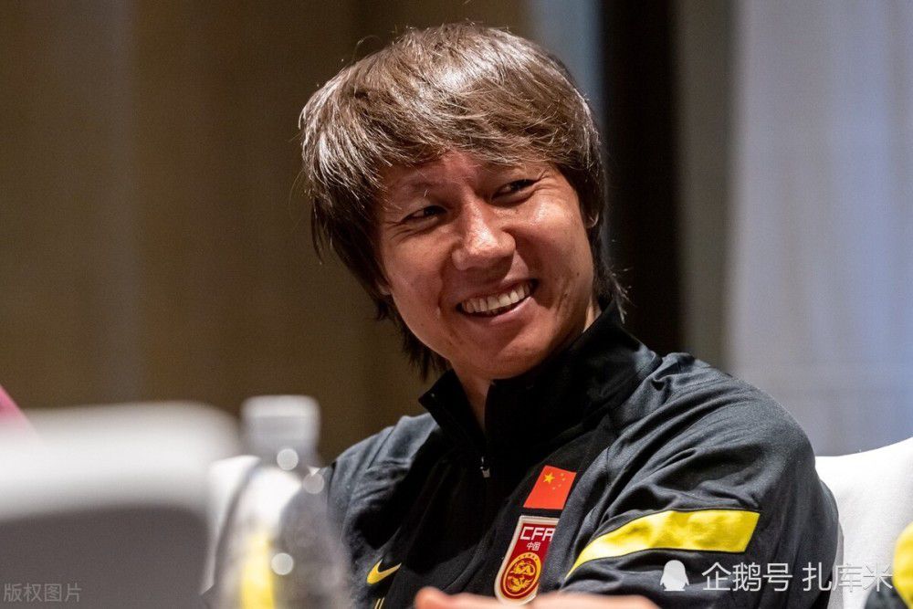 据悉张国立曾赞许泷田洋二郎导演：“（导演是一位）谦谦君子，每次收工他都会对每位演员说辛苦了，而且每天都会把第二天的戏走一遍，尽管导演已经有这么大的成就，还是如此谦虚，非常令人钦佩
